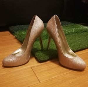 Ivanka Trump stiletto pumps